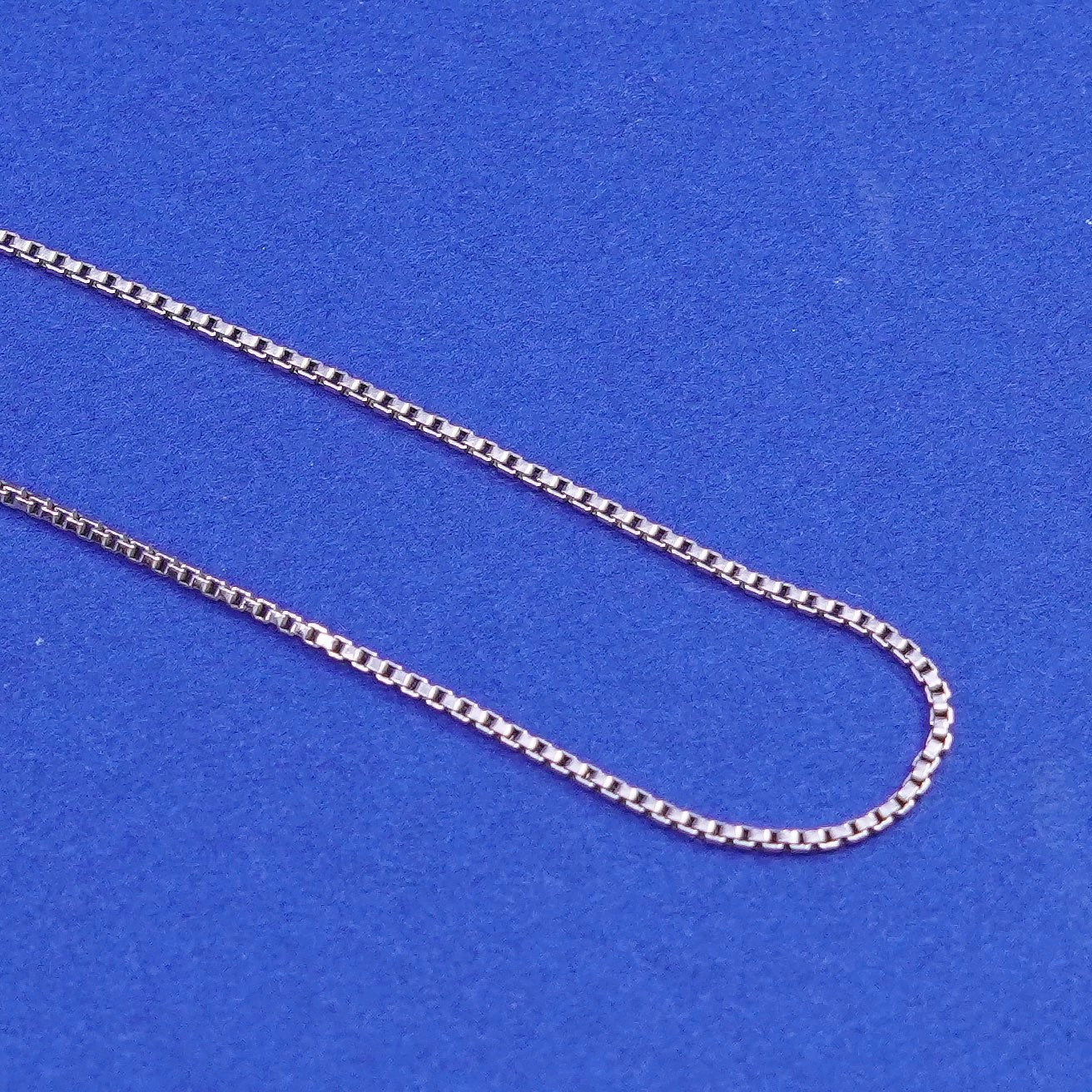 18”, 1mm, vintage Sterling silver necklace, vermeil gold over 925 box chain