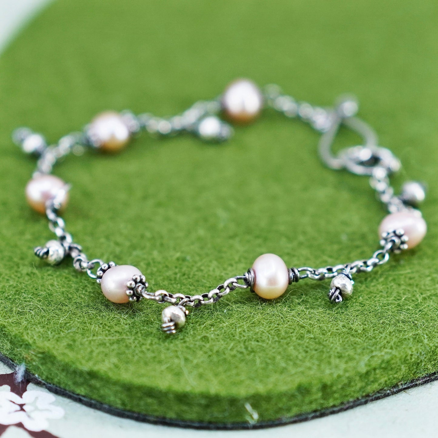 7”, Vintage handmade bracelet, circle chain with freshwater pearl beads