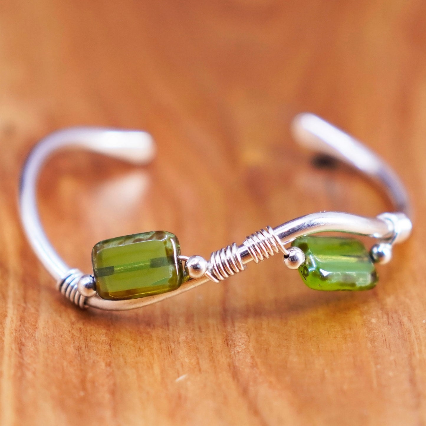 5.75”, Navajo Sterling silver bracelet, Native American, 925 cuff green glass