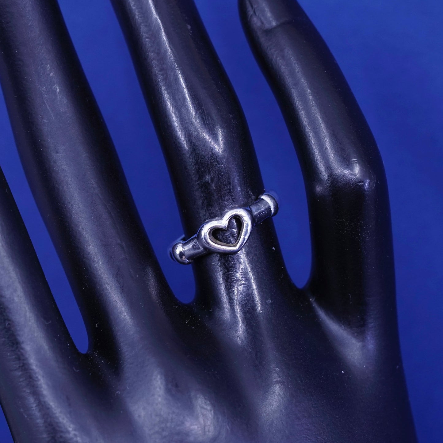 Size 5.75, vintage sterling silver handmade ring, 925 heart band