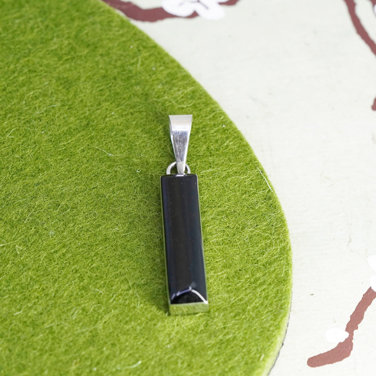 vintage handmade sterling 925 silver pendant with long black onyx