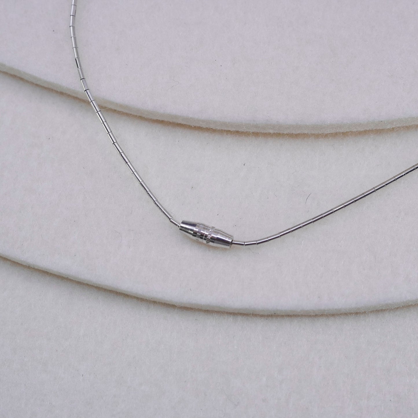 16”, Native American Sterling 925 liquid silver necklace denim lapis lazuli