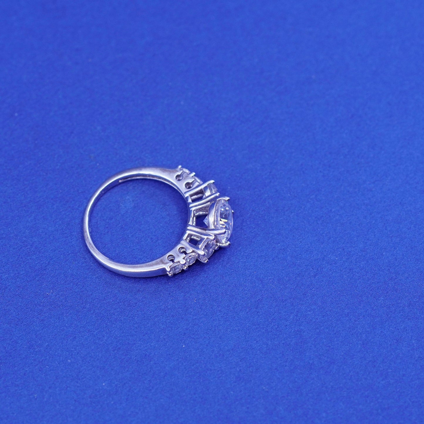 Size 5.25 vintage Sterling 925 silver engagement ring with cz
