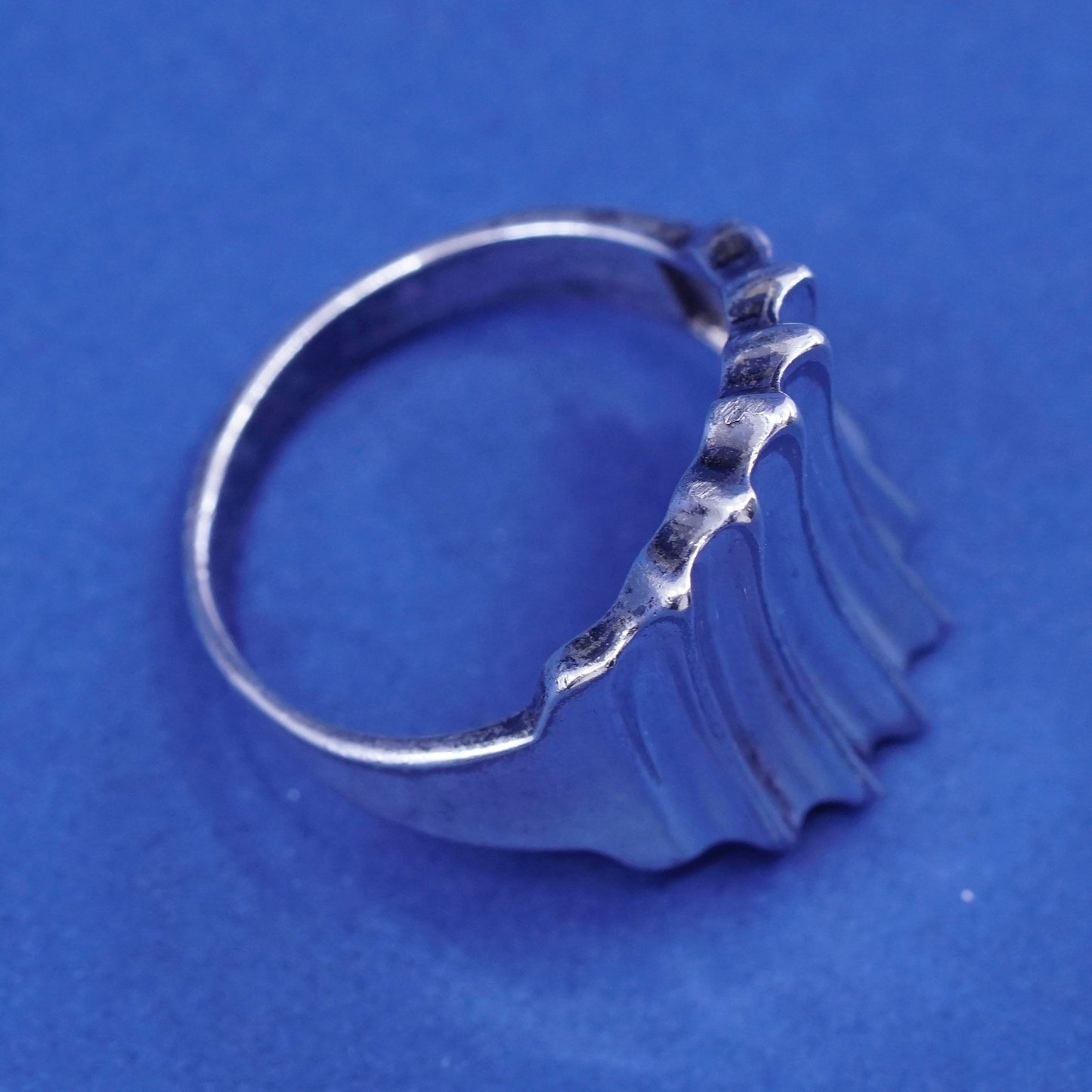 SZ 9, vtg minimalist Sterling silver handmade ribbed ring, 925 statement band