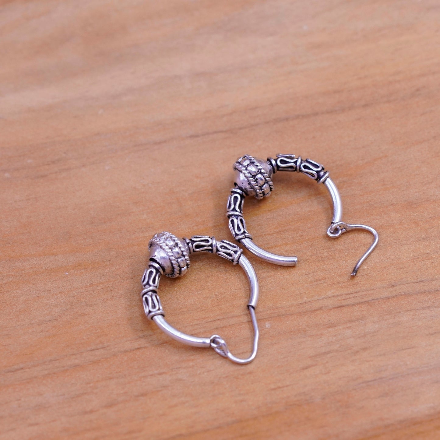 0.75”, vintage Sterling silver handmade earrings, 925 filigree huggie hoops