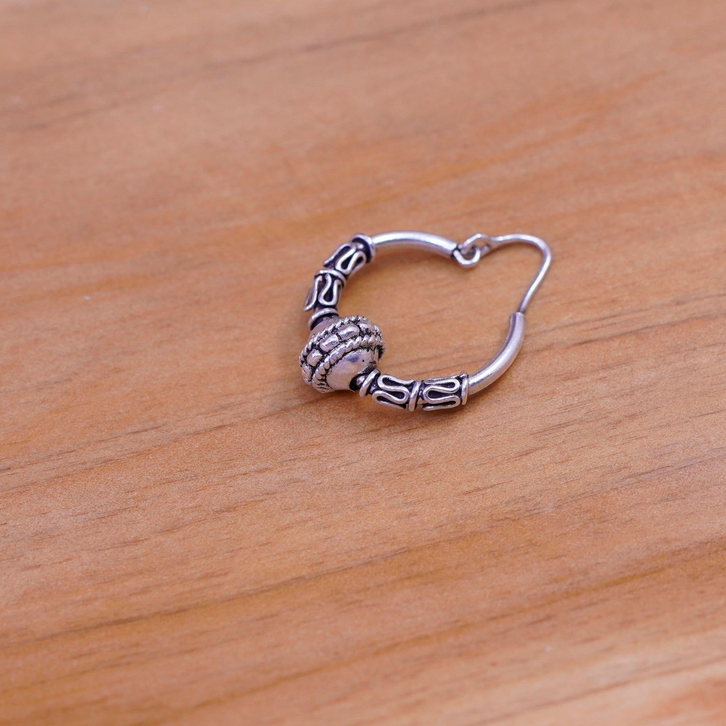 0.75”, vintage Sterling silver handmade earrings, 925 filigree huggie hoops