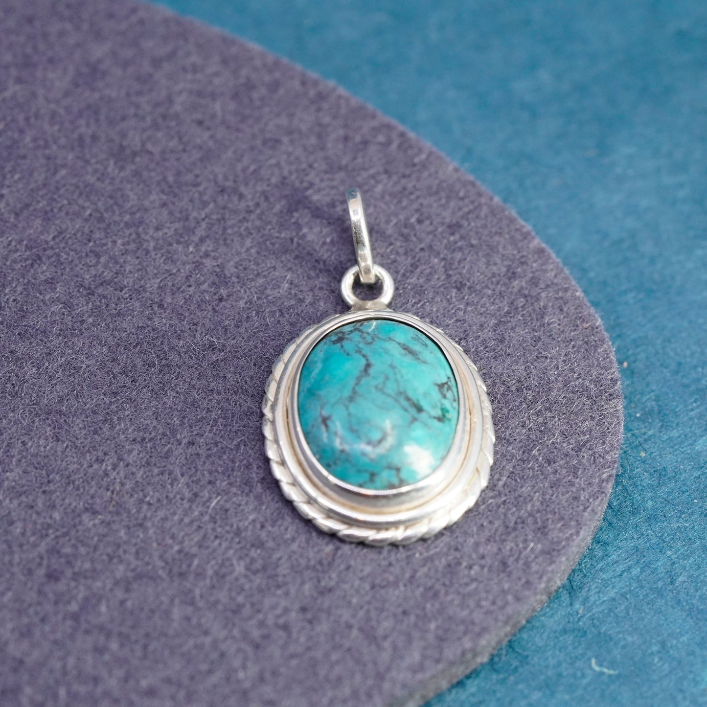 Vintage Native American navajo Sterling 925 silver handmade pendant turquoise