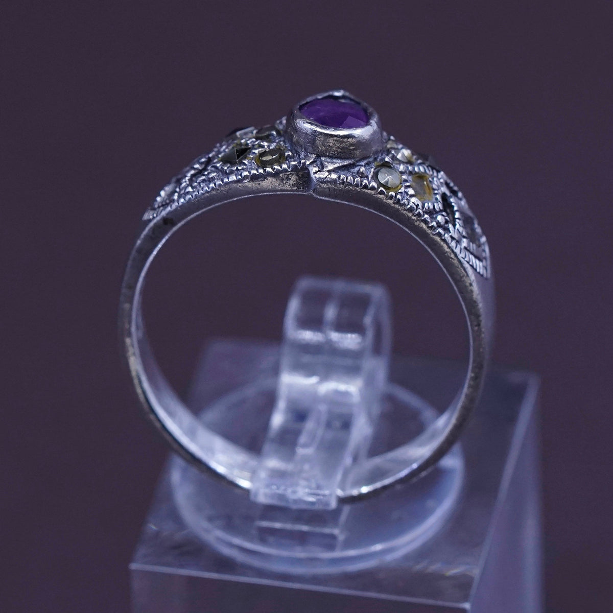Size 8.25, vtg Sterling 925 silver handmade ring with amethyst and marcasite