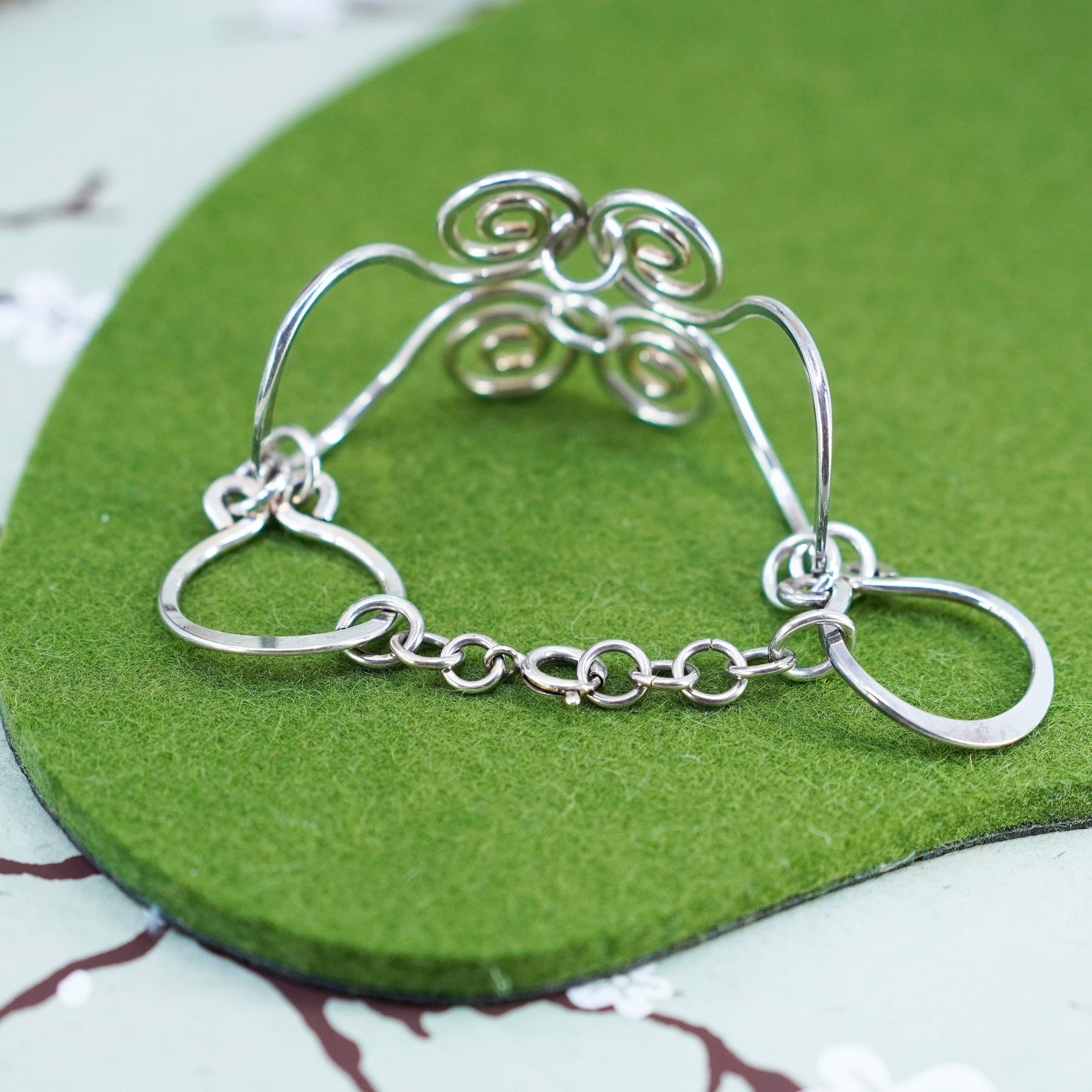 7.25”, Vintage sterling silver charm bracelet, 925 swirly chain