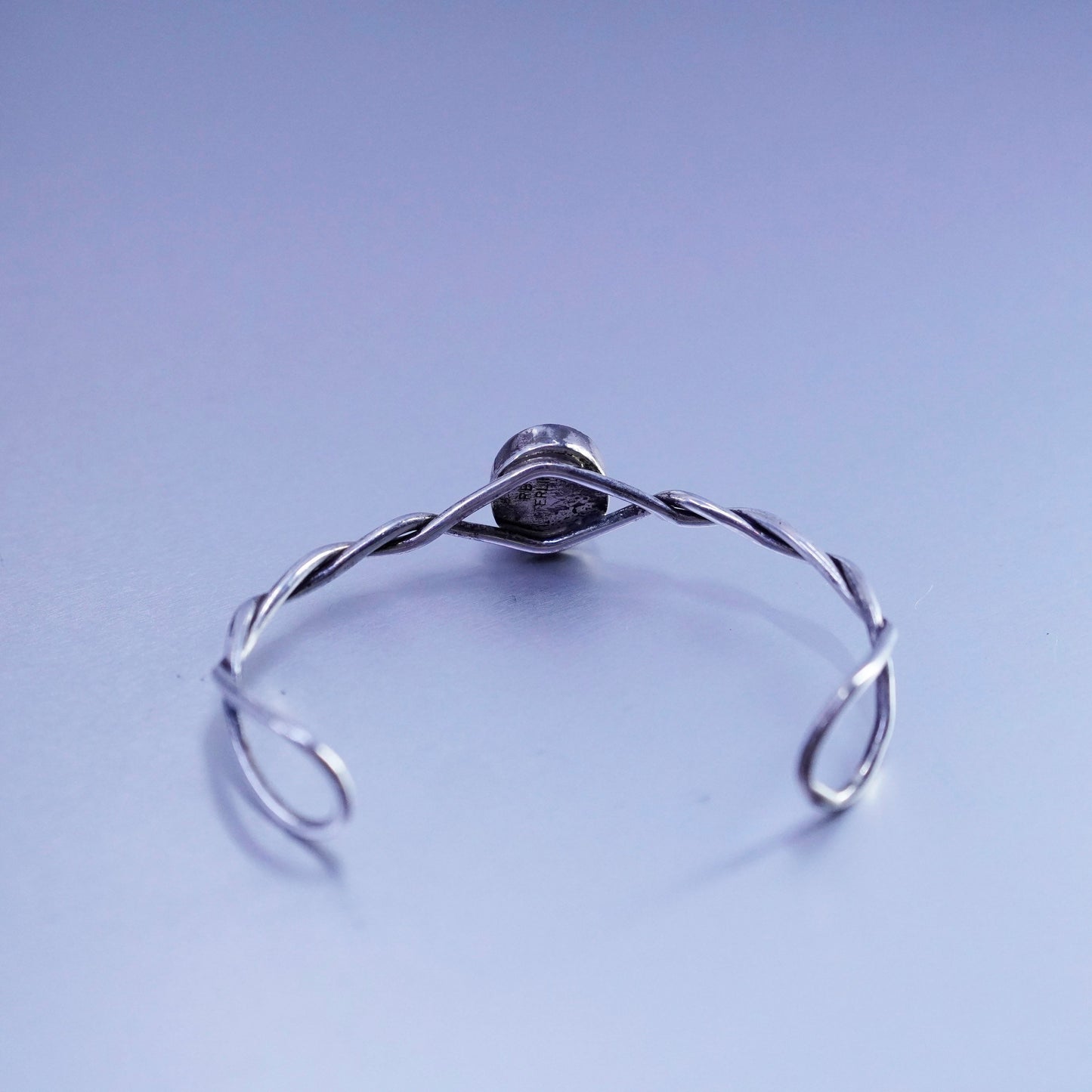 5.75”, Navajo Richard Begay Sterling 925 silver bracelet, cuff lapis lazuli