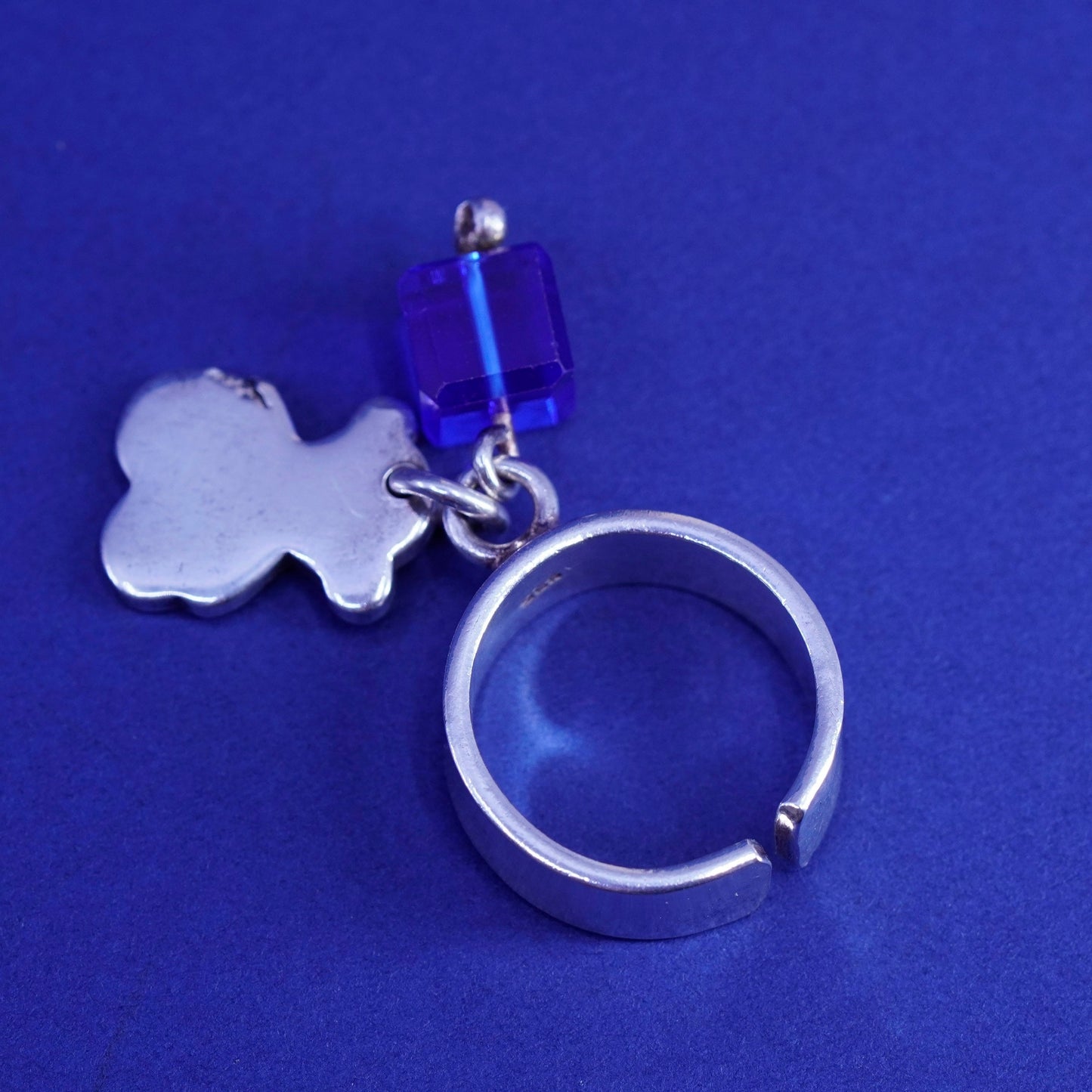 Size 5.5, vintage Sterling silver handmade ring, 925 band bear blue cz charm