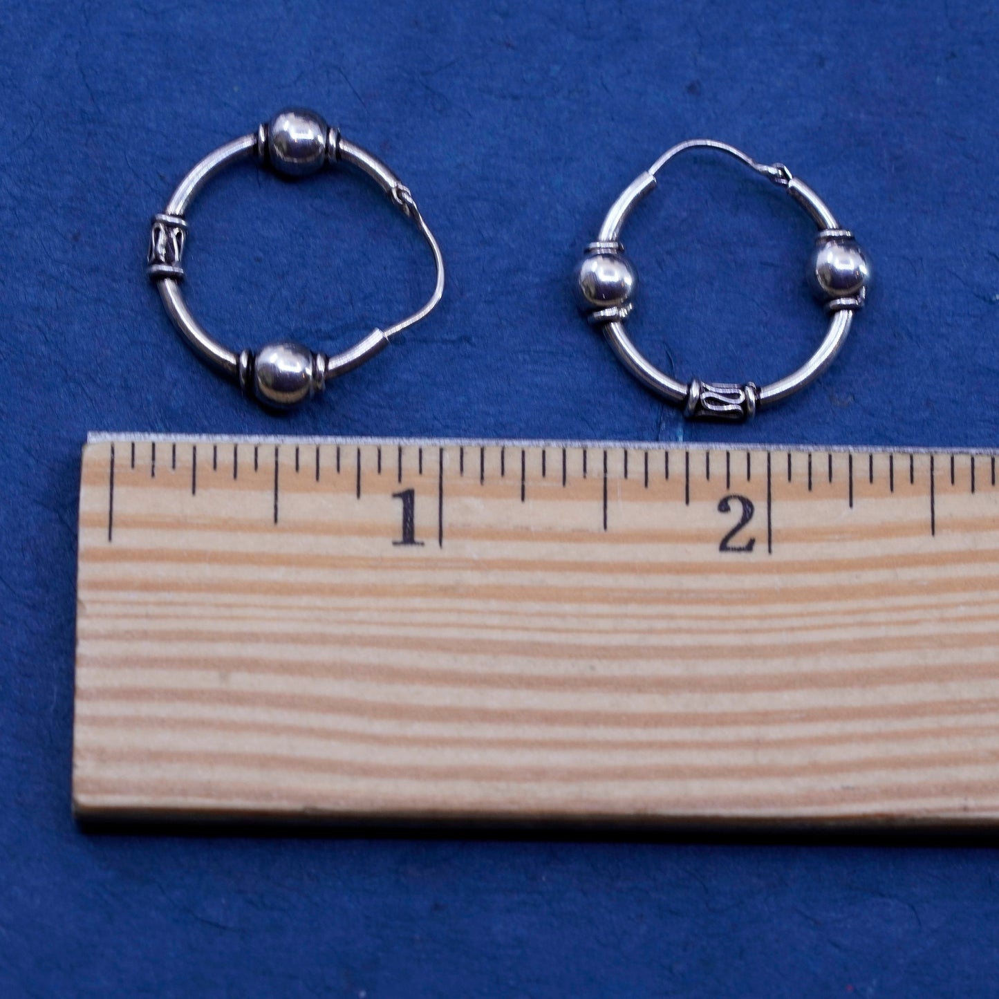 0.75”, vintage Sterling silver handmade hoop earrings, 925 huggie hoops beads