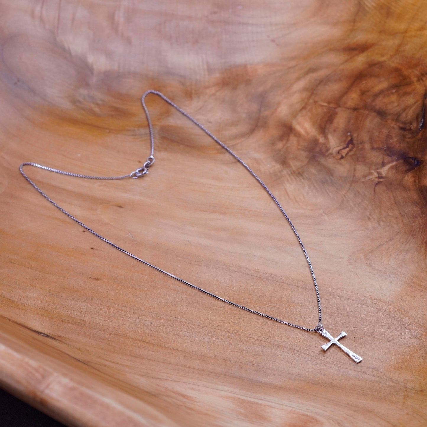 18”, 1mm, vintage Sterling silver necklace, 925 circle chain with cross pendant