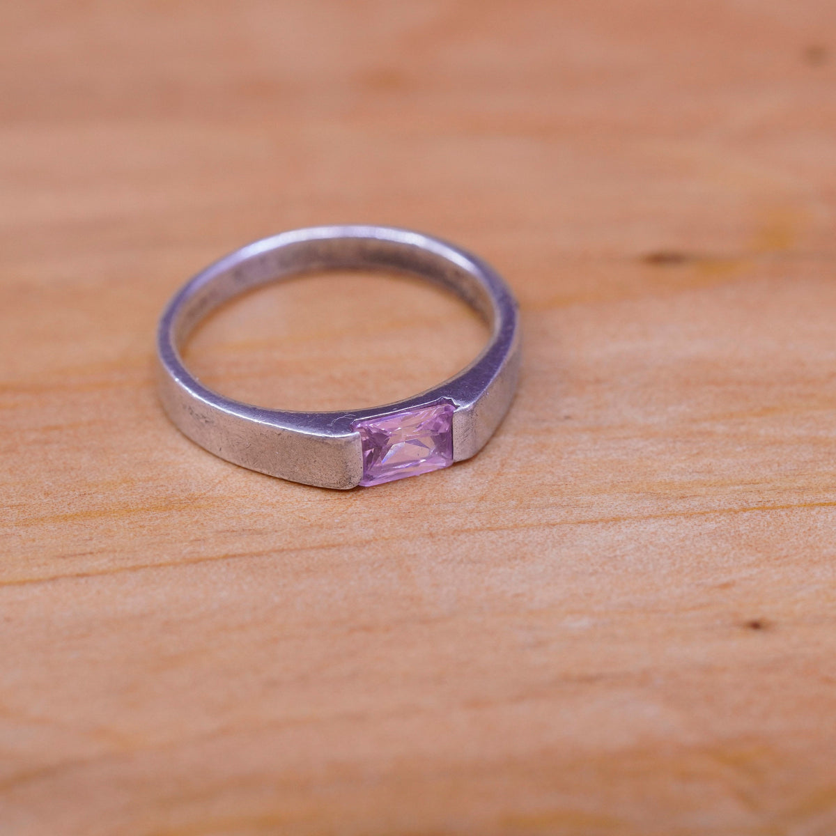 Size 7, vintage Sterling 925 silver ring with pink cz, stamped 925