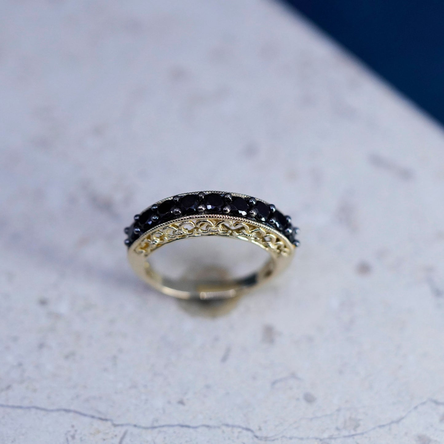 Size 7, Vintage Sterling silver ring, vermeil gold over 925 band with obsidian