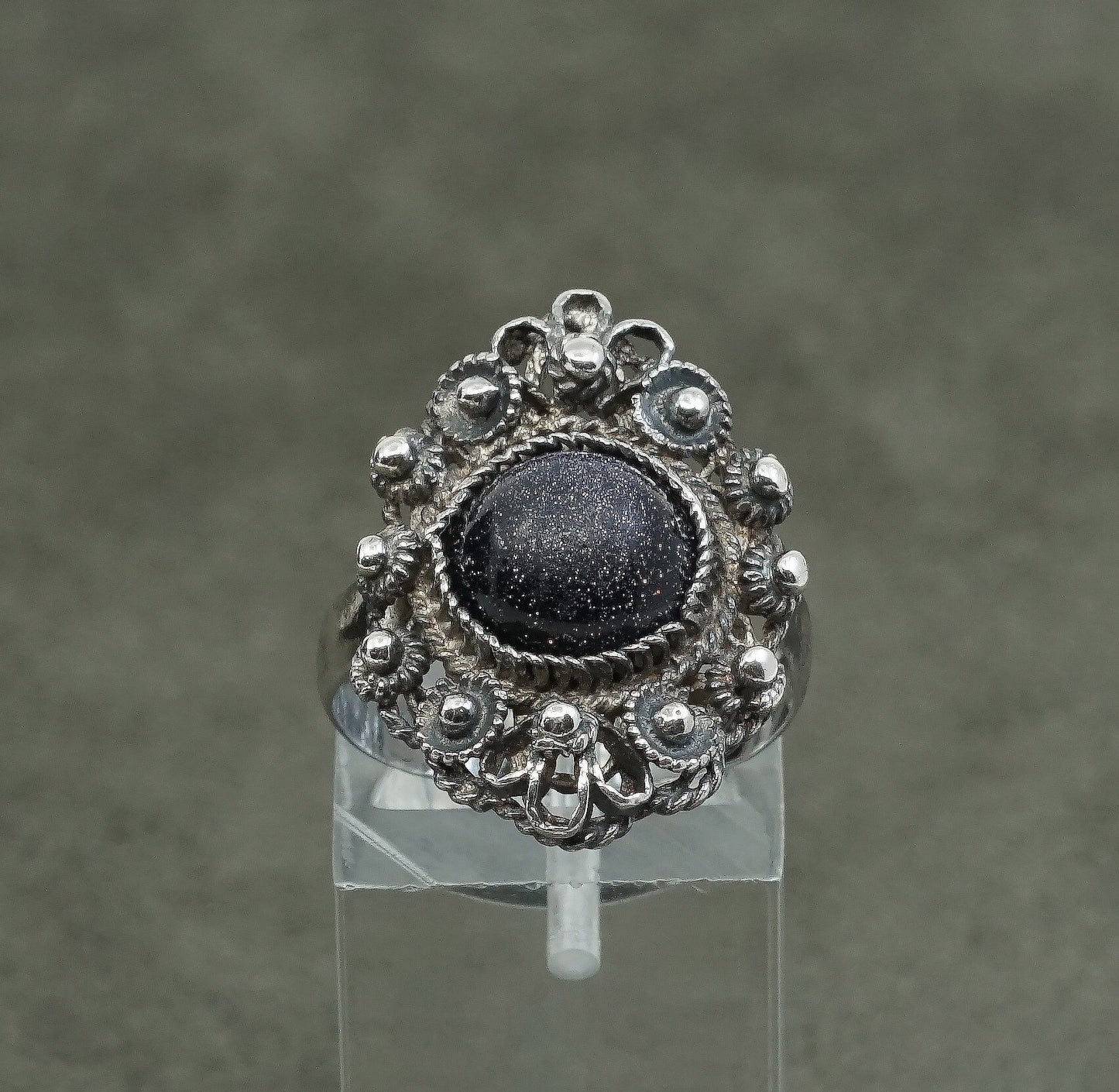 sz 7, sterling silver handmade ring, southwestern 925 w/ black stone N beads