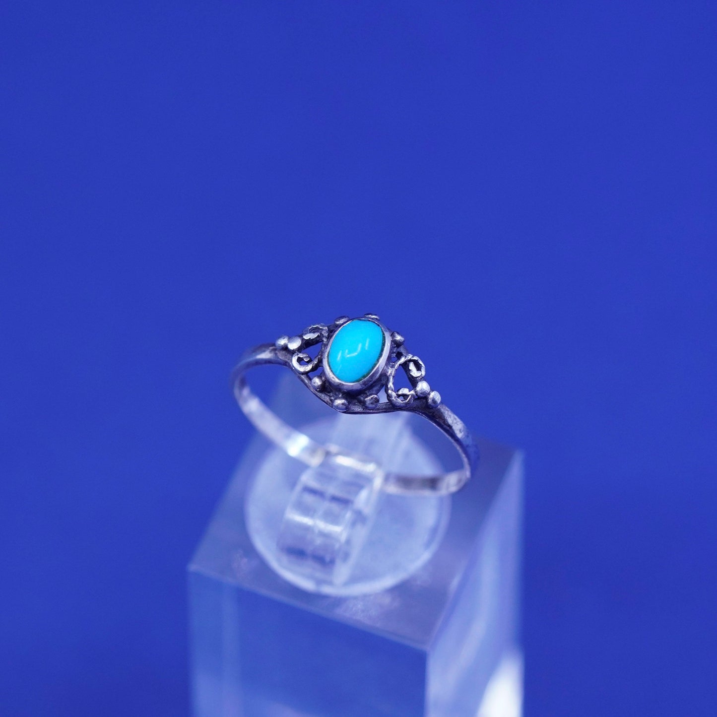 Size 8, Native American, southwestern Sterling 925 silver ring with turquoise