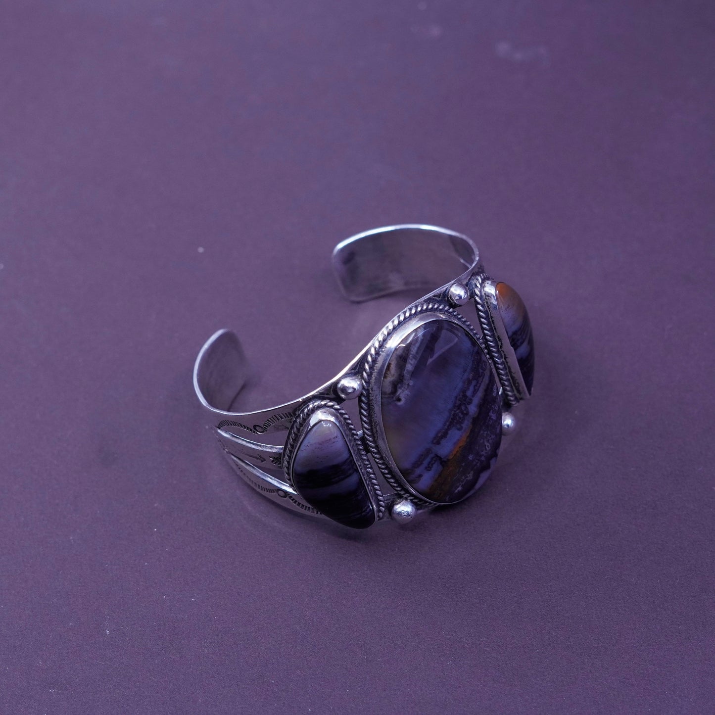 6.5”, Native American Sterling silver bracelet, southwestern 925 cuff w/ agate