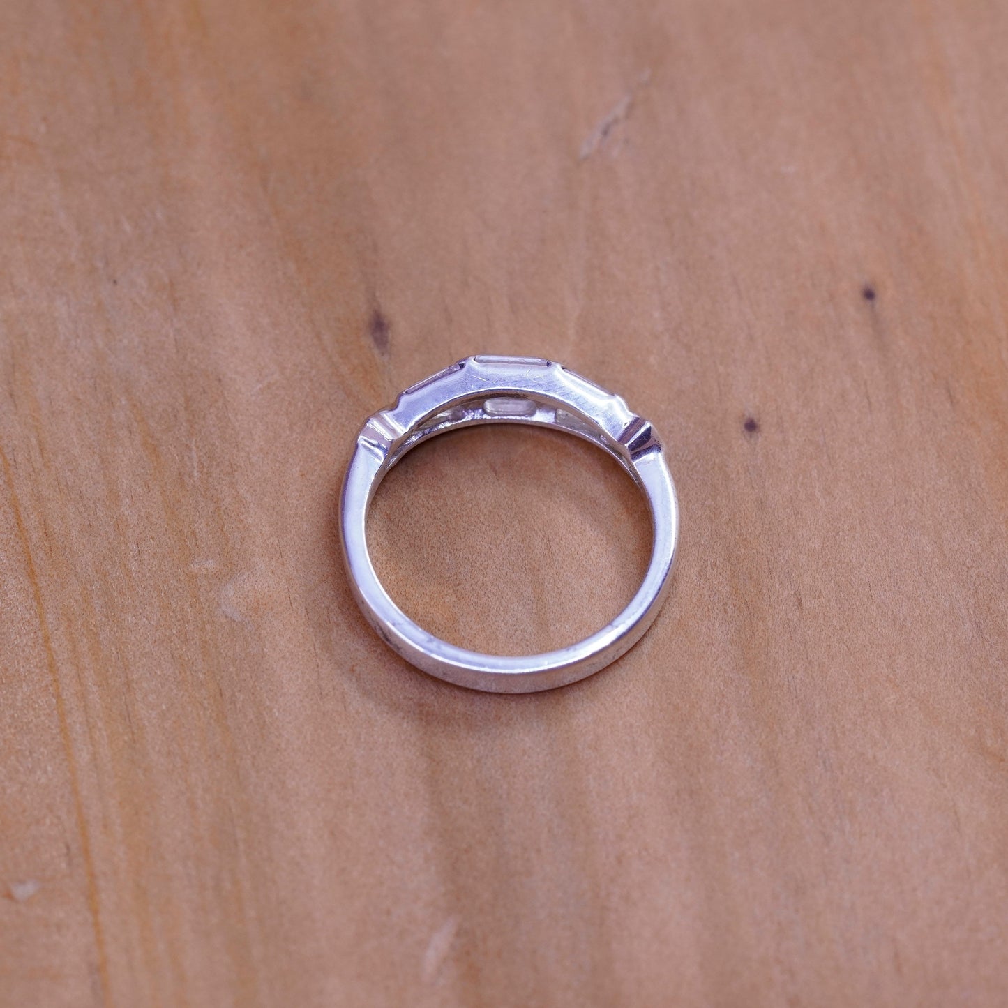 Size 5, vintage Sterling silver ring, 925 band with cz