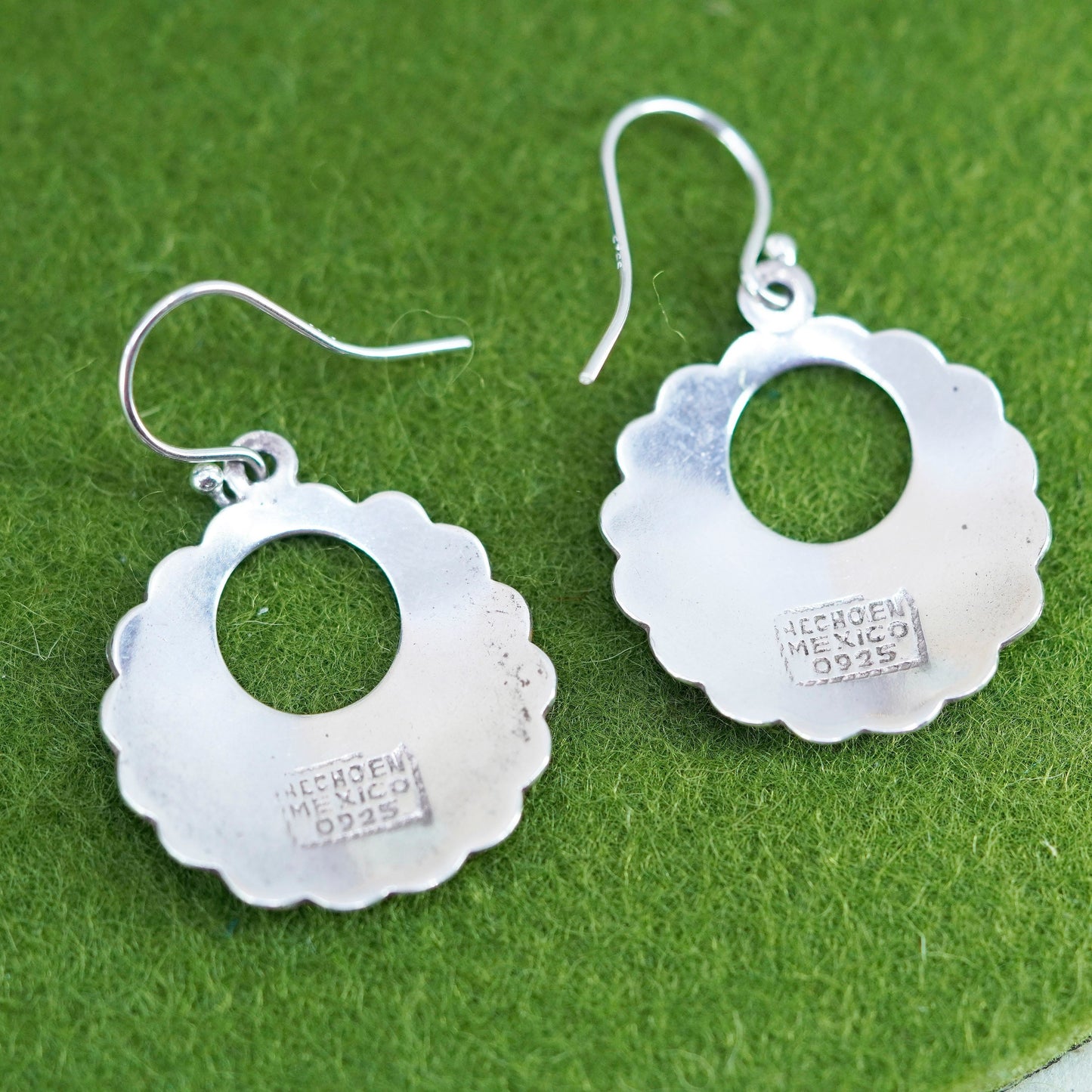 hecho en Sterling silver handmade earrings, Mexico 925 textured circle dangles