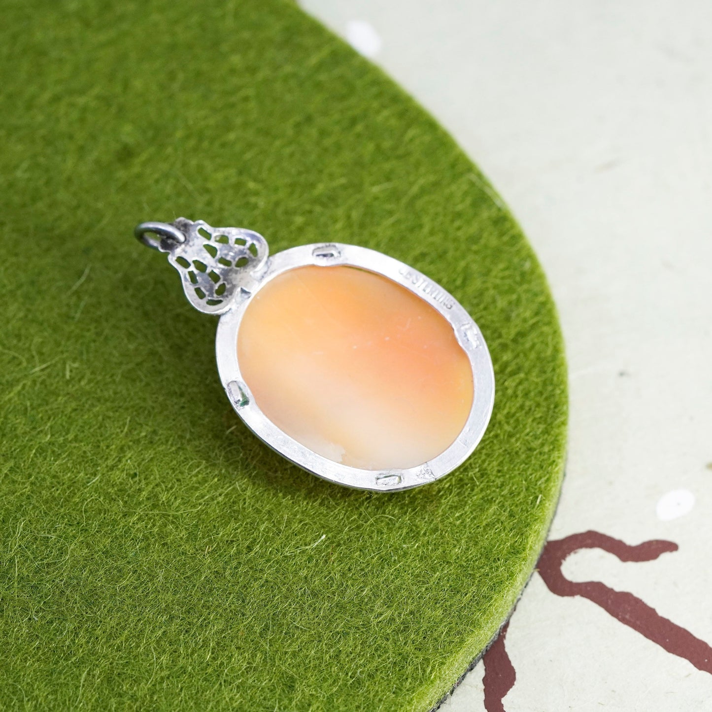 Italy Sterling silver handmade pendant, 925 oval brooch cameo carnelian woman