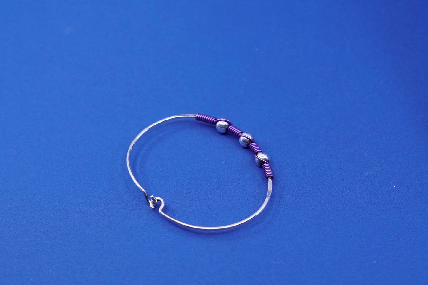 6”, vintage Sterling silver handmade bracelet, 925 hinged bangle with beads
