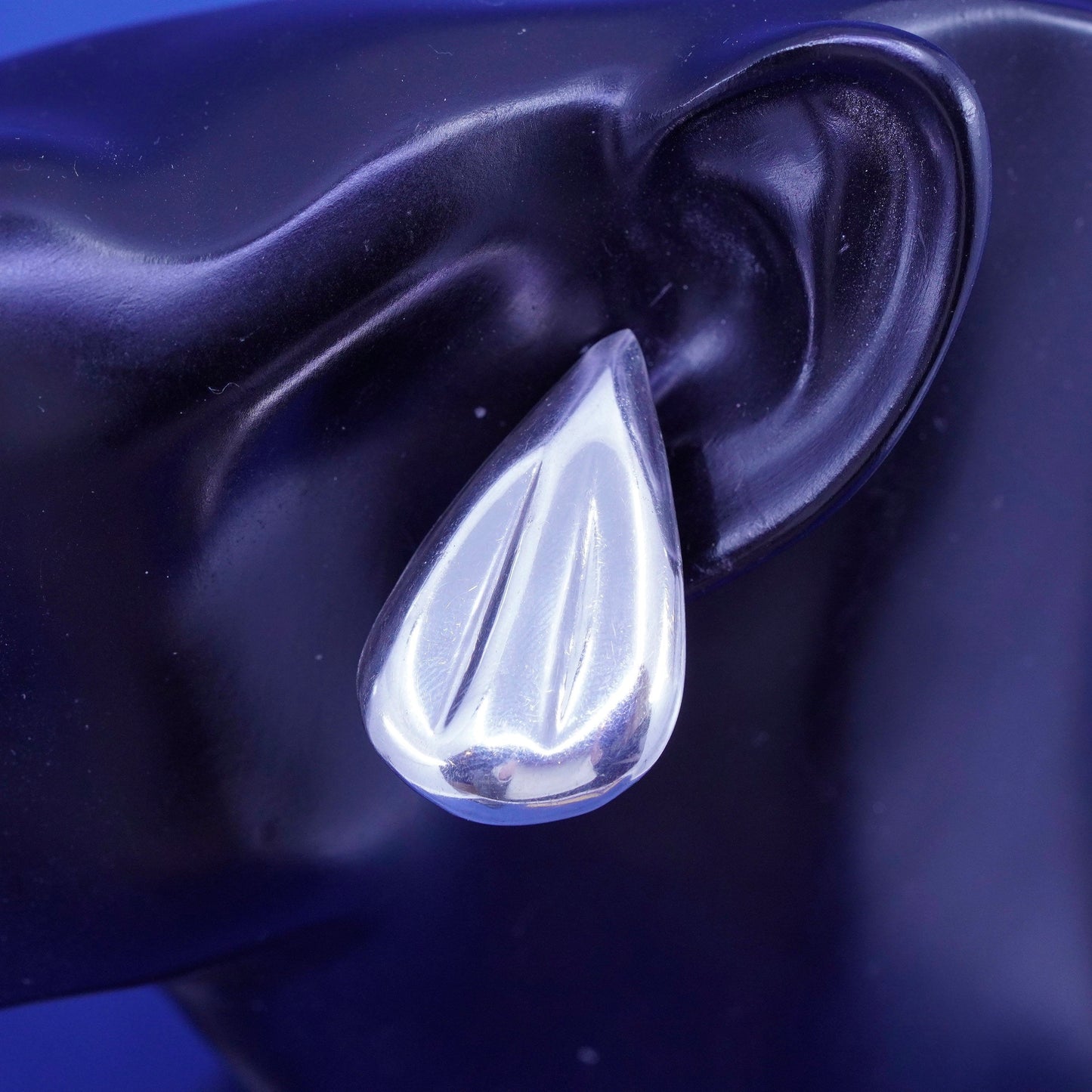 vintage Sterling silver handmade Ribbed teardrop earrings, modern 925 studs