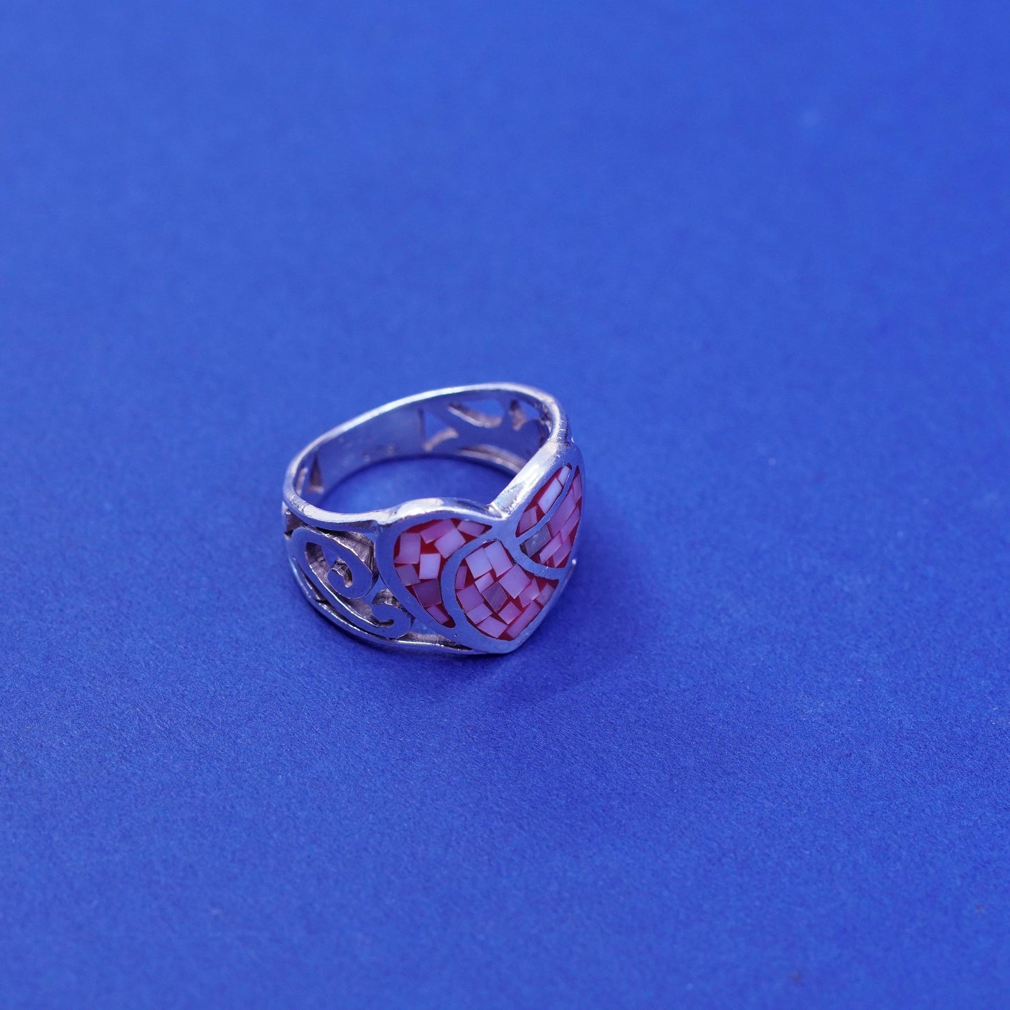 Size 7, vtg Sterling silver handmade ring, 925 heart band pink mother of pearl