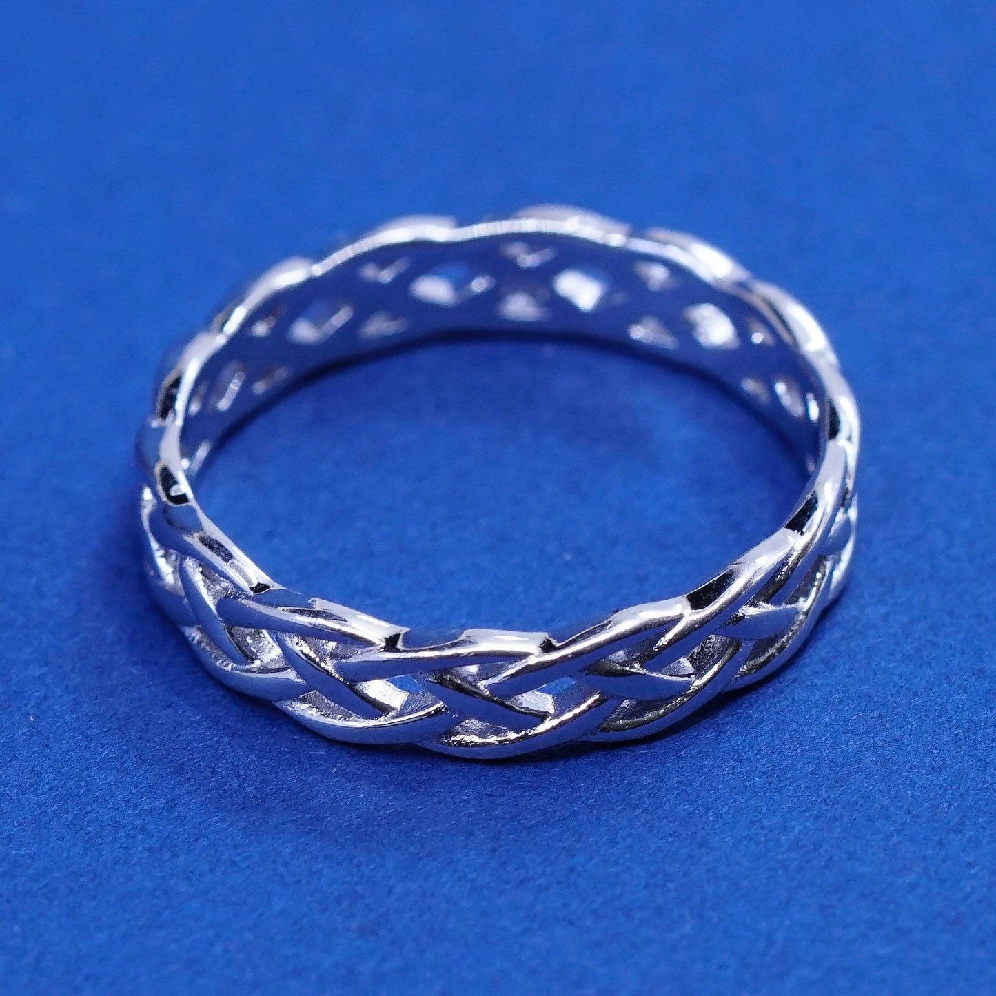 Size 7.25, vintage Sterling silver handmade ring, 925 woven band