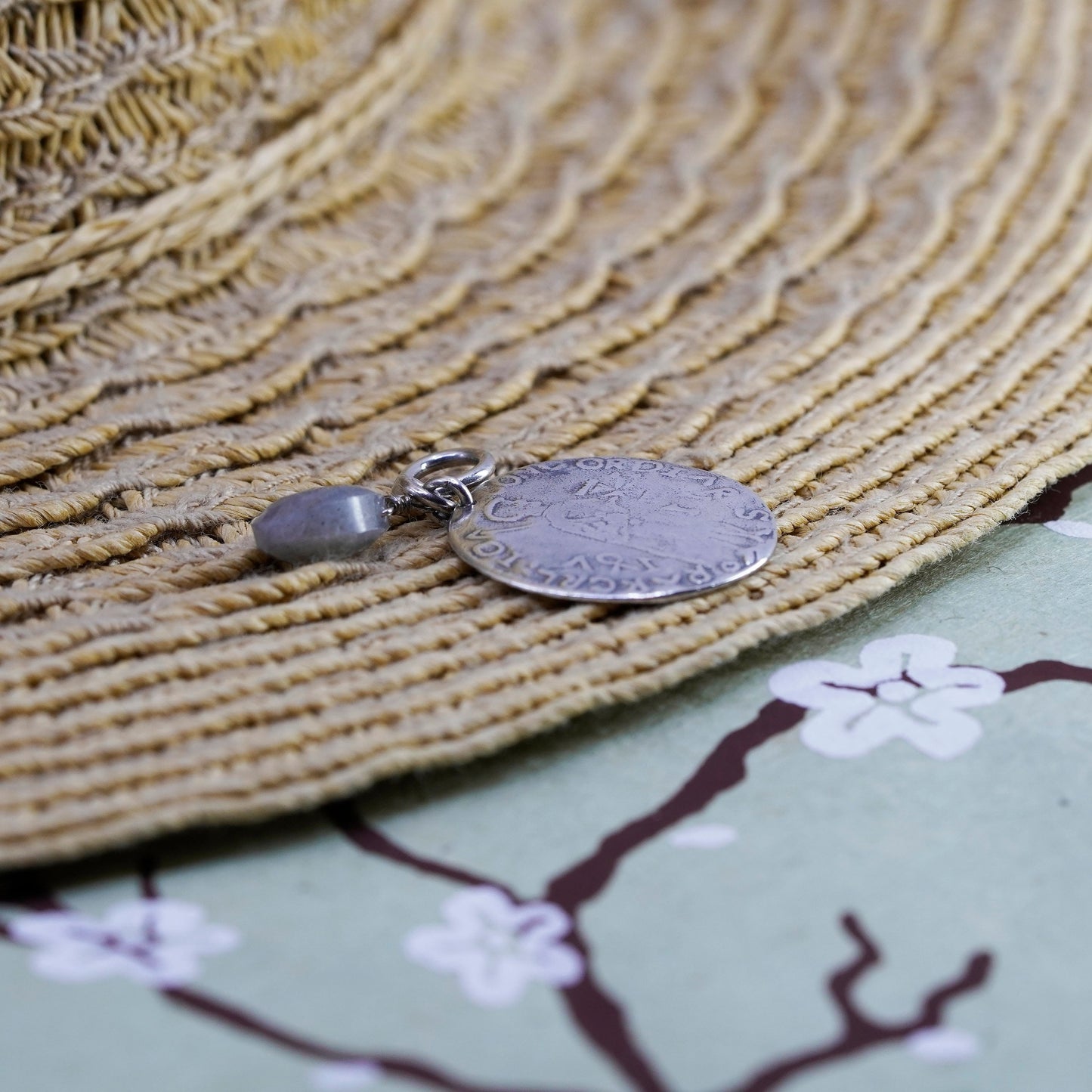 Sterling silver pendant, Greek 925 tag embossed “moord provin foeder belgad leg