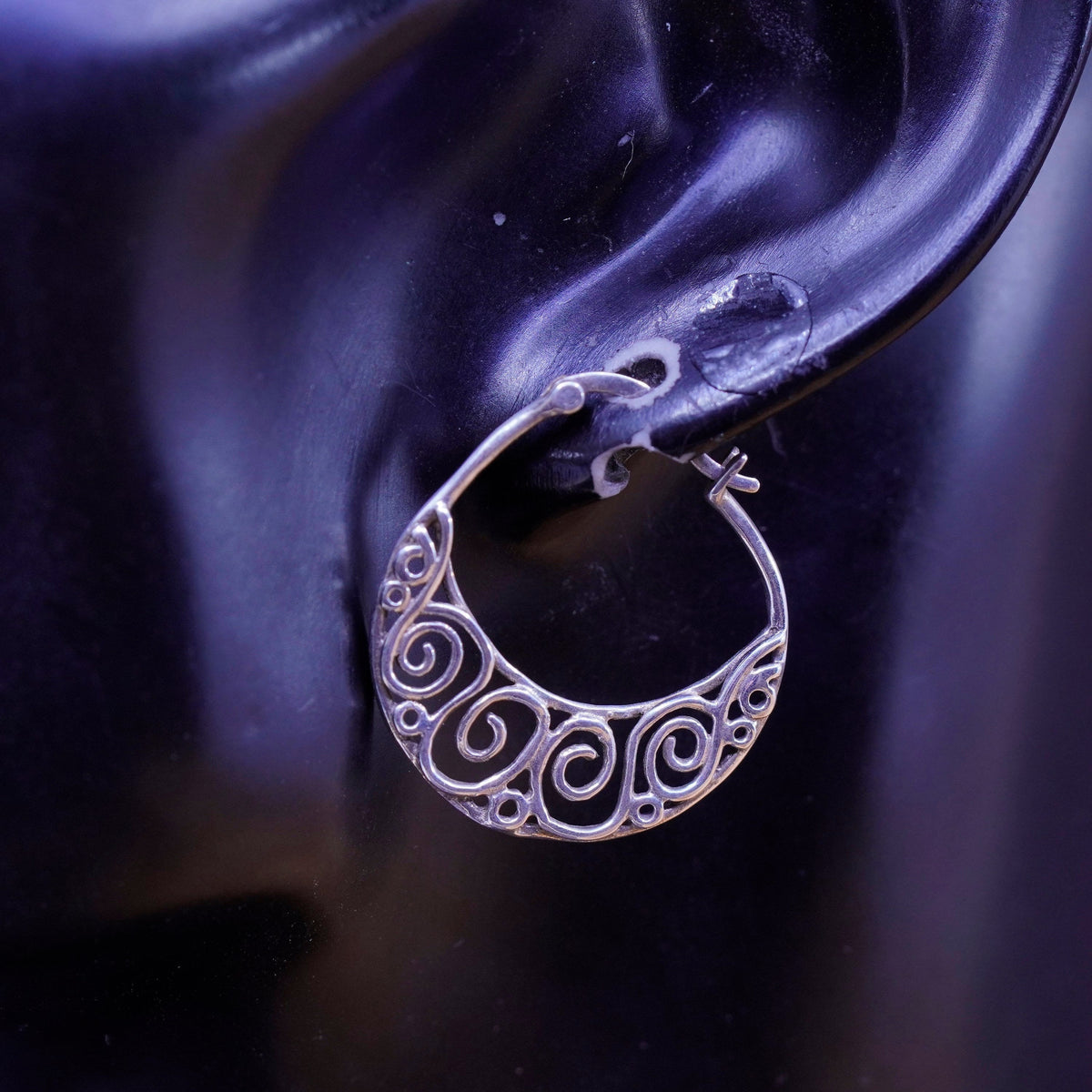 1”, vintage Sterling silver filigree hoop earrings, 925 huggie