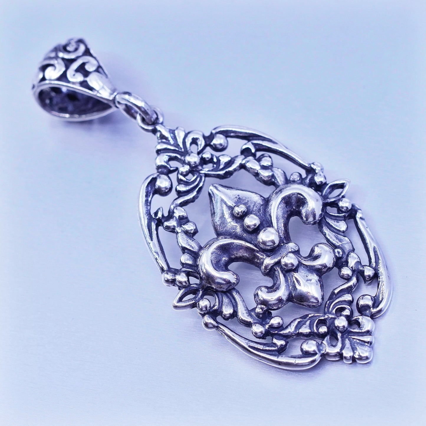 French symbol sterling 925 silver handmade filigree the fleur-de-lis pendant