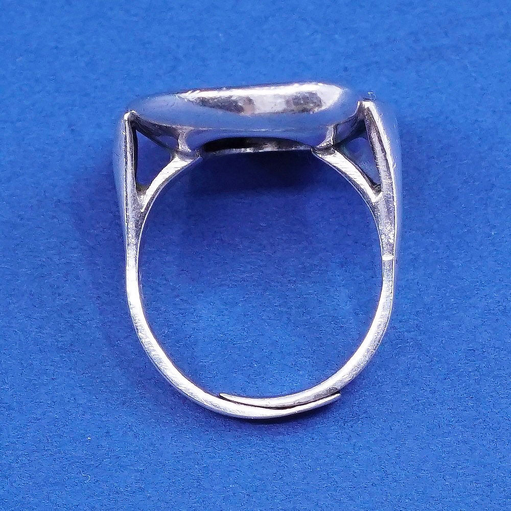 Size 7.5, vtg unique Sterling 925 silver handmade statement wavy ring