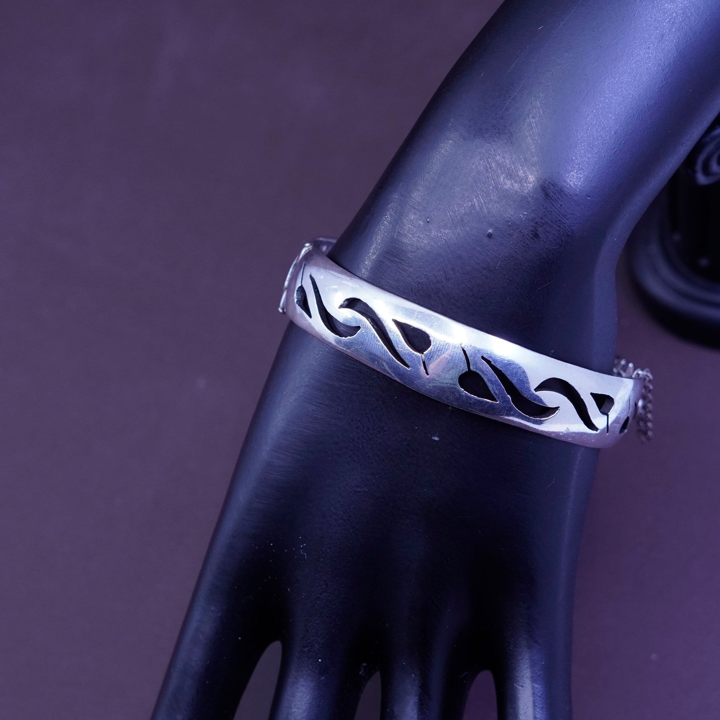 7.5”, vintage mexico hecho en Sterling silver handmade hinged bangle bracelet