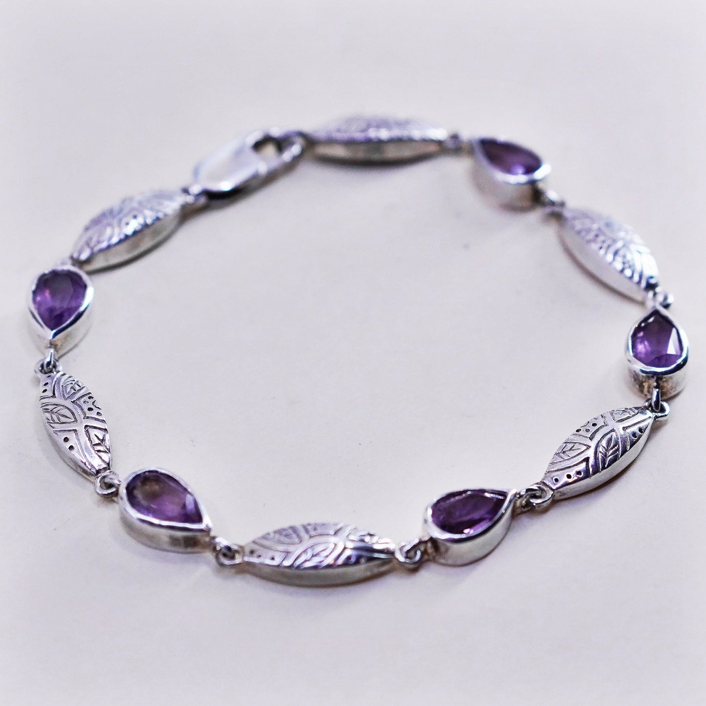 7”, Vintage Sterling silver handmade bracelet, 925 chain with teardrop amethyst
