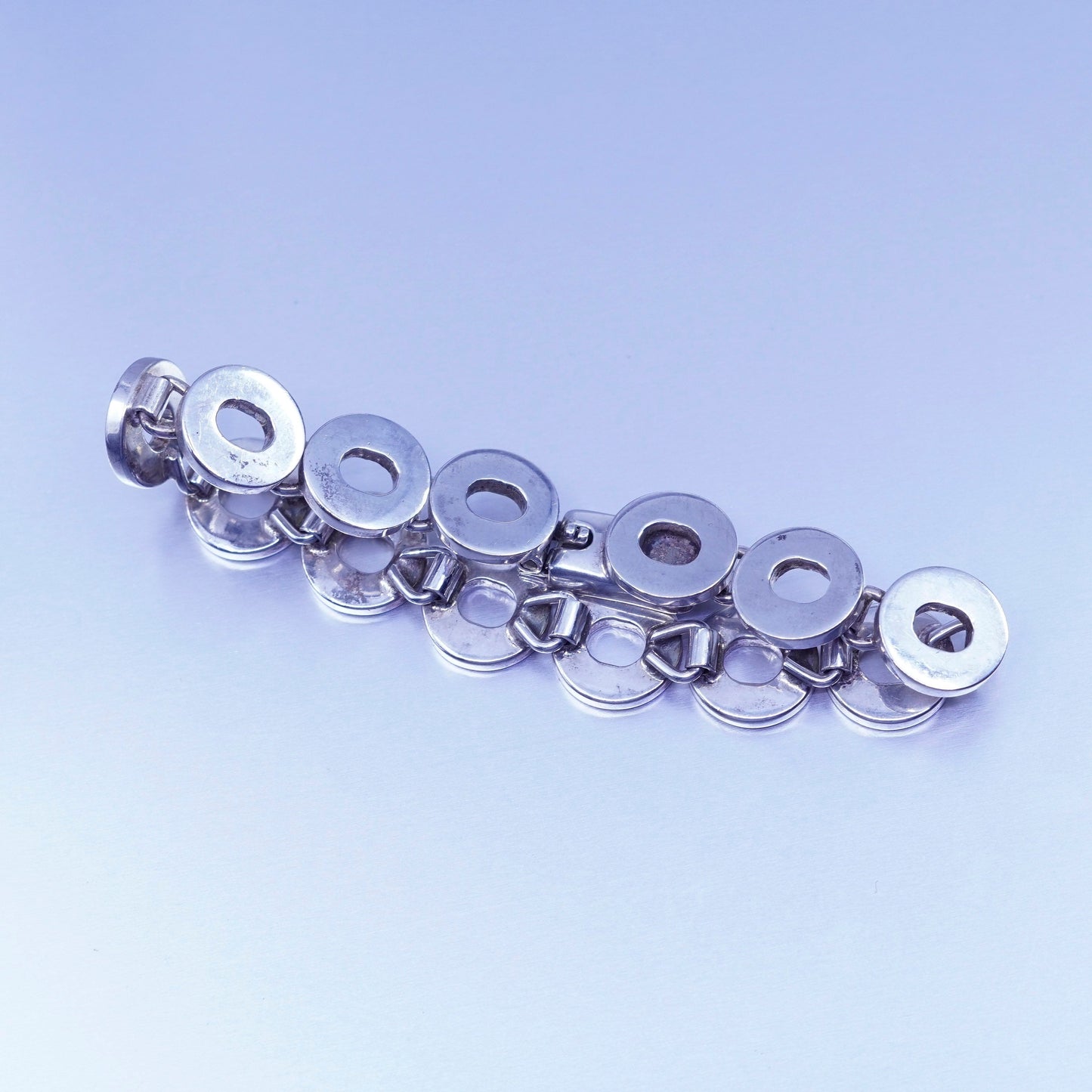 6.75”, Vintage Italy Sterling 925 silver bracelet, modern bold circle chain