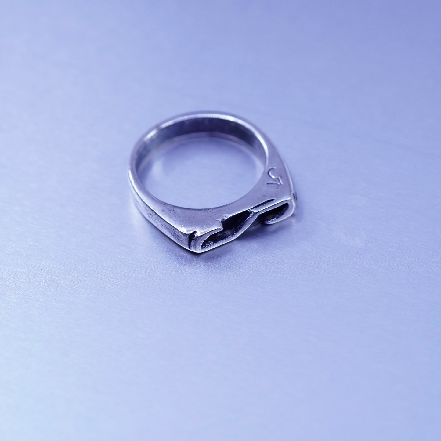 Size 5, vintage Sterling 925 silver stackable ring, initial letter S band
