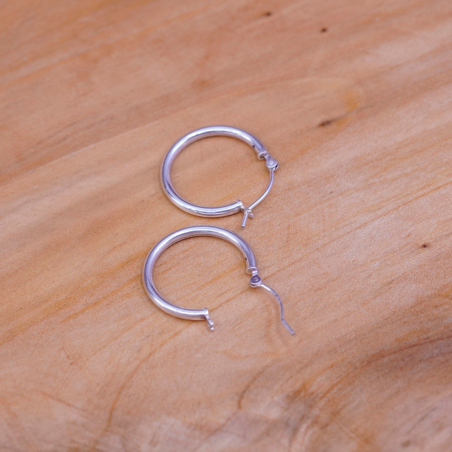 0.75”, Vintage Sterling silver handmade earrings, maxico 925 hoops