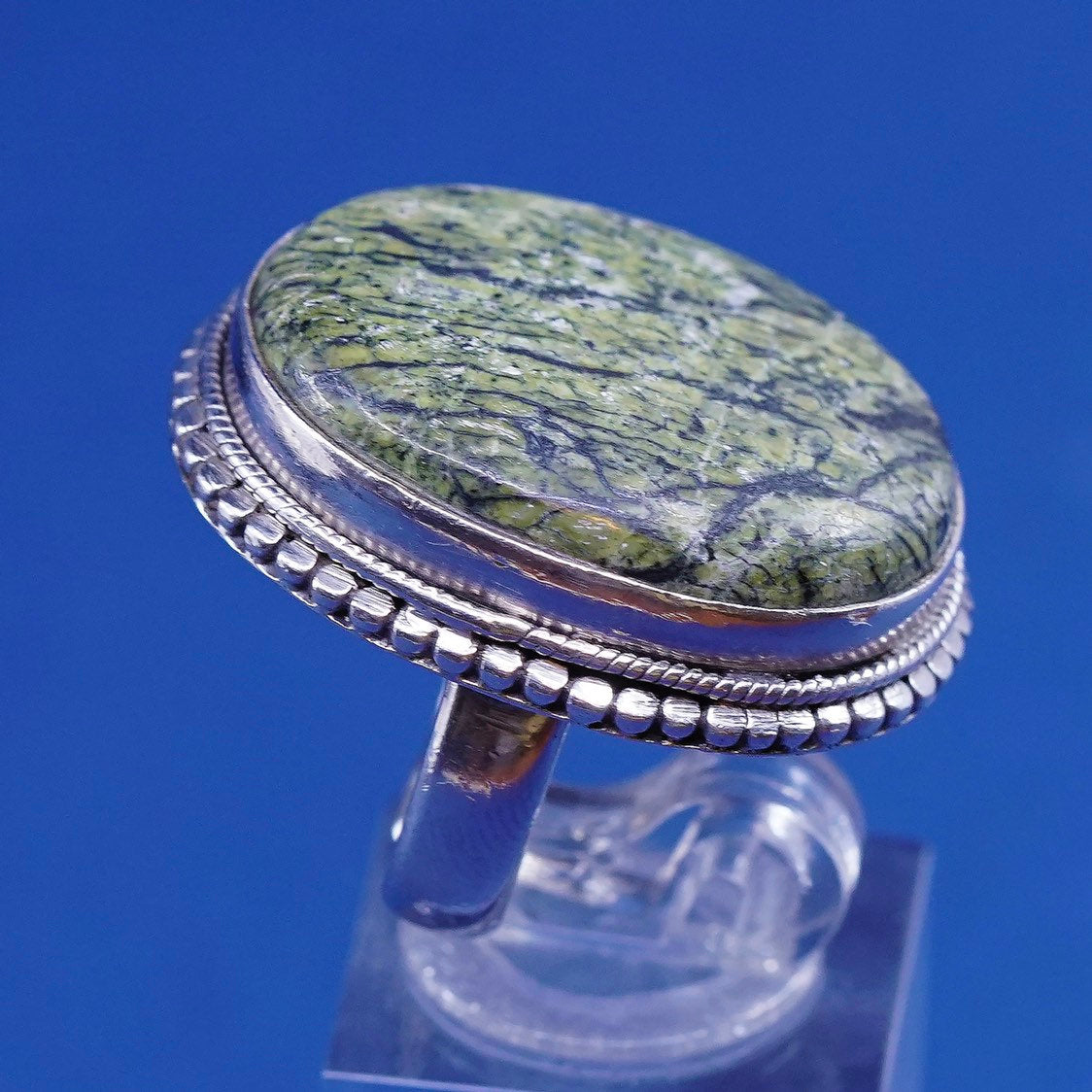 sz 4.75, vtg Sterling silver handmade ring, 925 Statement ring w/ green stone