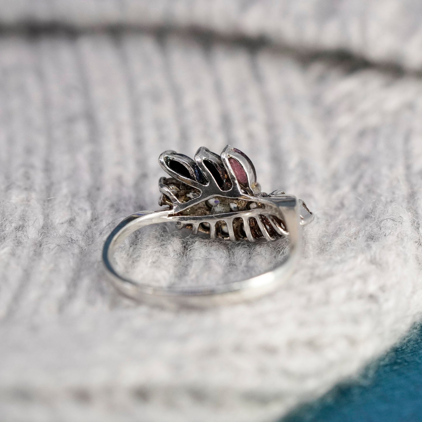 Size 8.5, vintage Sterling 925 silver engagement anniversary ring w/ cluster Cz