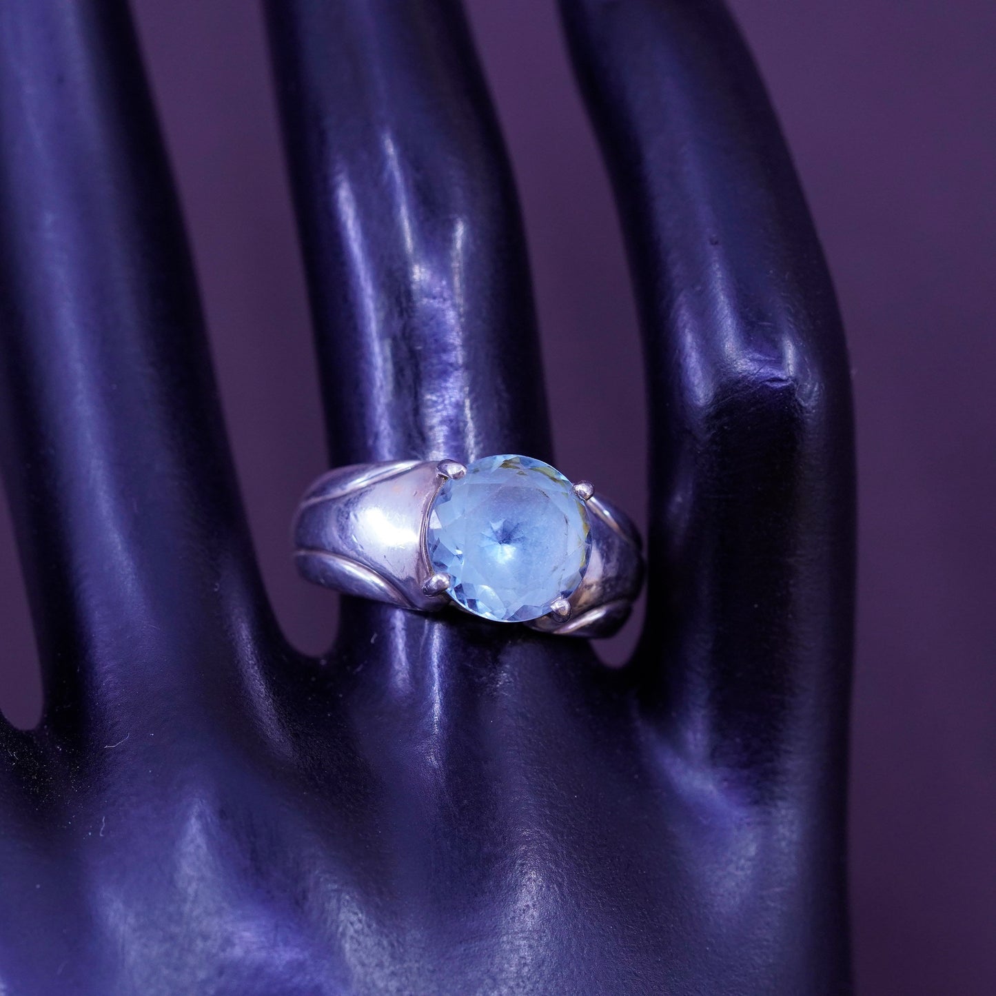 Size 7.25, vintage Sterling 925 silver handmade ring with blue topaz