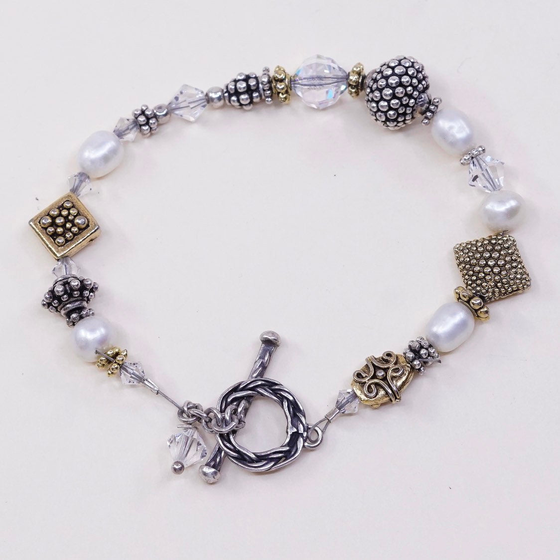 6.5", VTG handmade bracelet, pearl beads w/ 925 beads N toggle