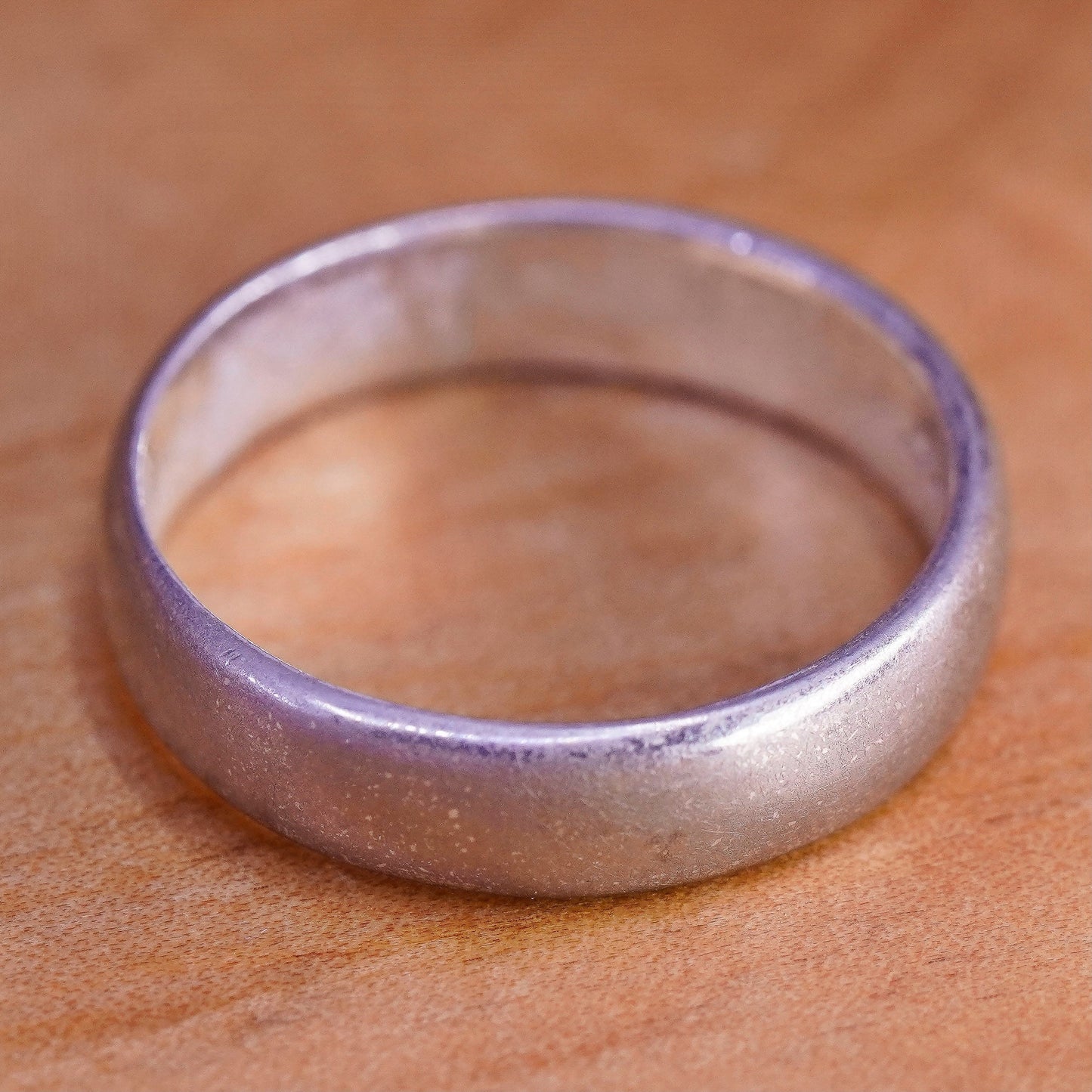 Size 5.25, vintage silpada sterling silver handmade ring. 925 wedding ring