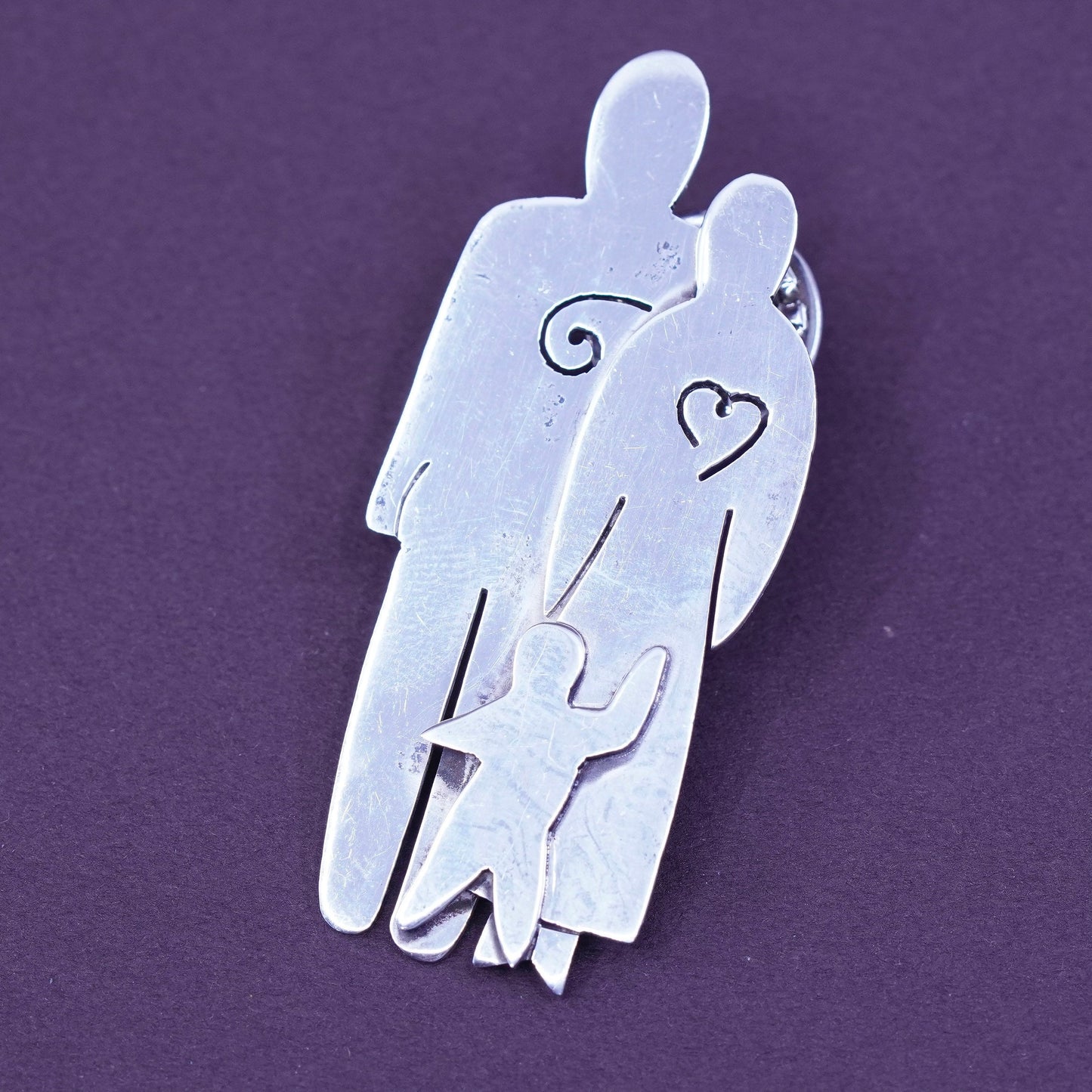 far fetched sterling 925 silver family of three brooch, two parents w/ one kid
