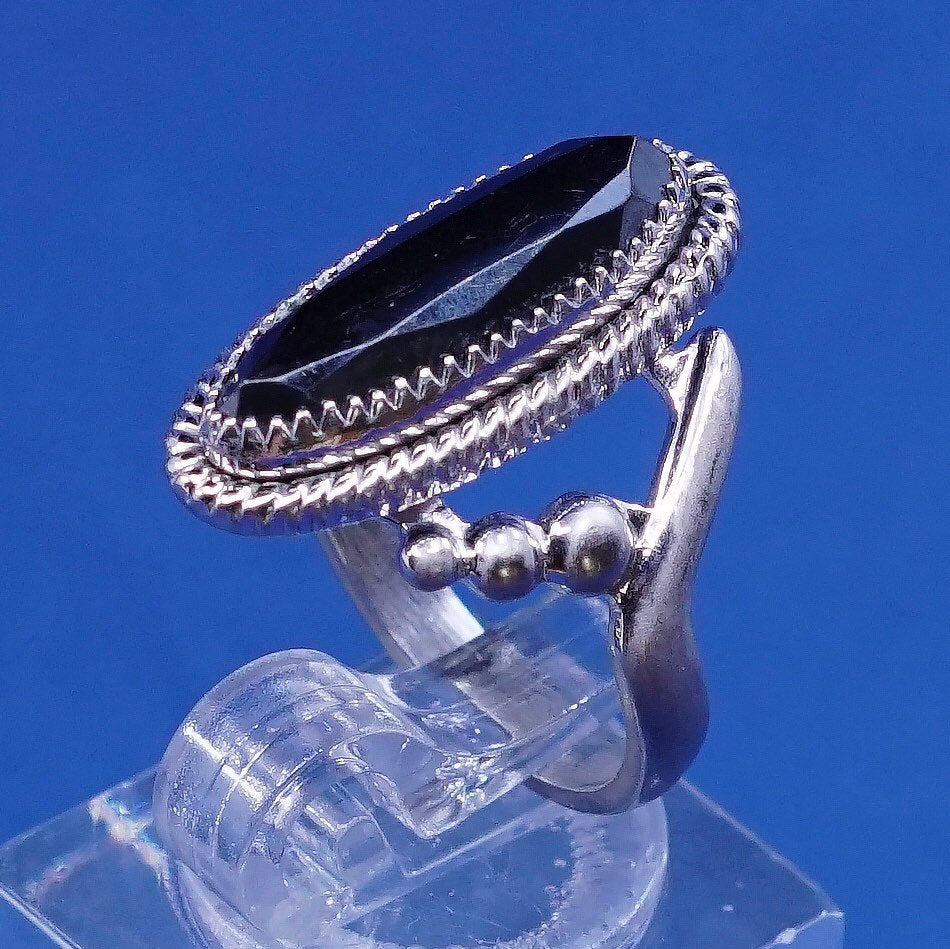 sz 5.5, Wheeler Jewelry Co Sterling 925 silver w/ hematite ring Native American