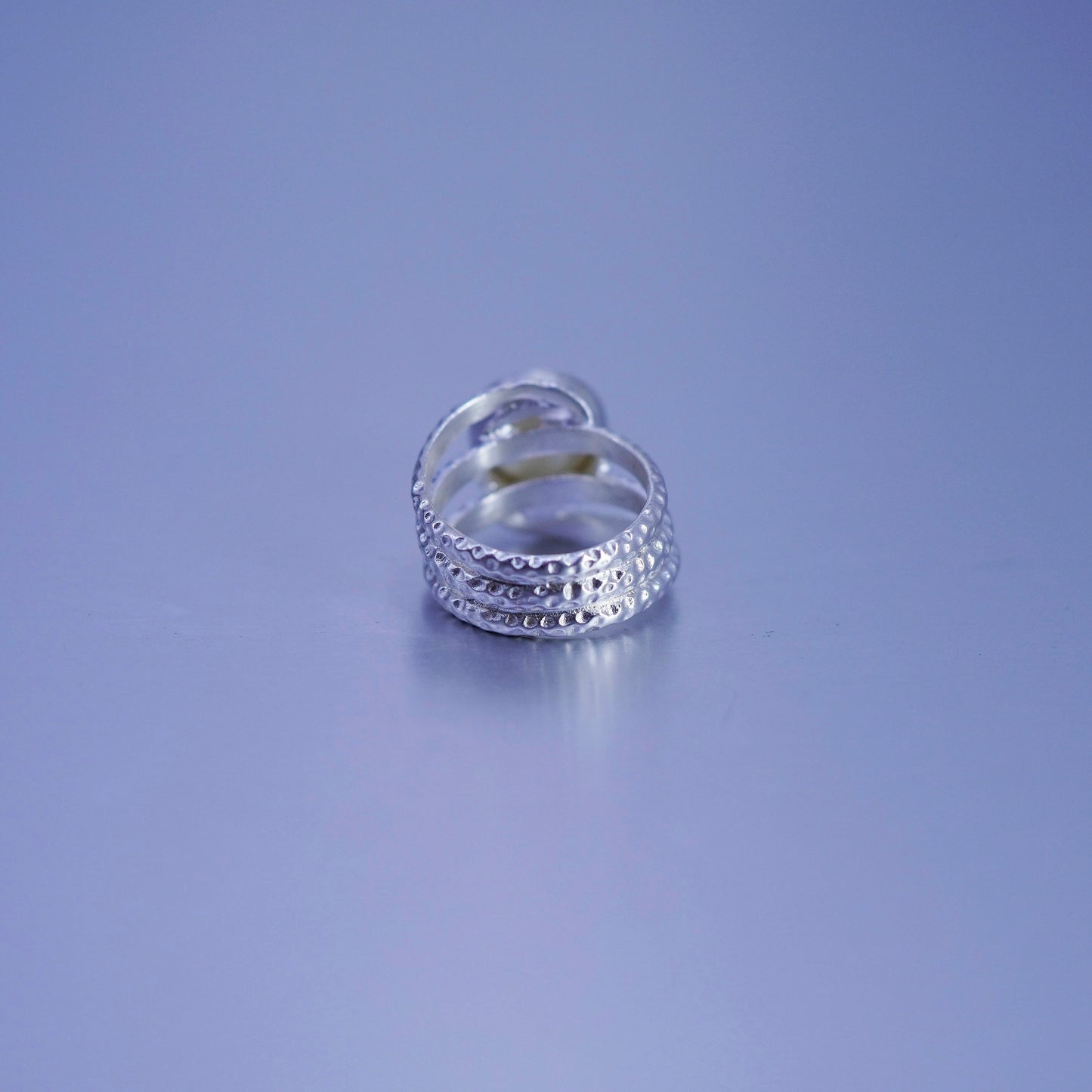 Size 7, vintage Sterling 925 silver handmade textured ring with pearl