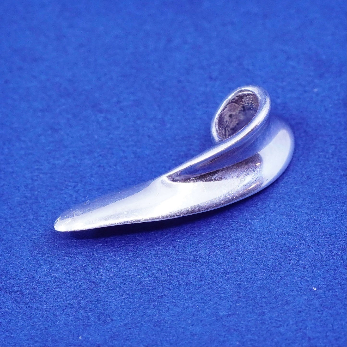 Vintage Sterling silver handmade pendant, modern 925 twisted drop