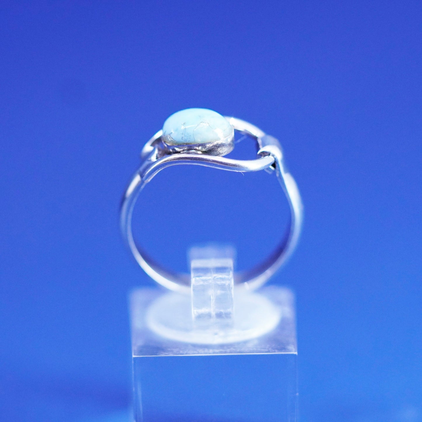 Size 9, Vintage sterling 925 silver handmade ring with oval larimar
