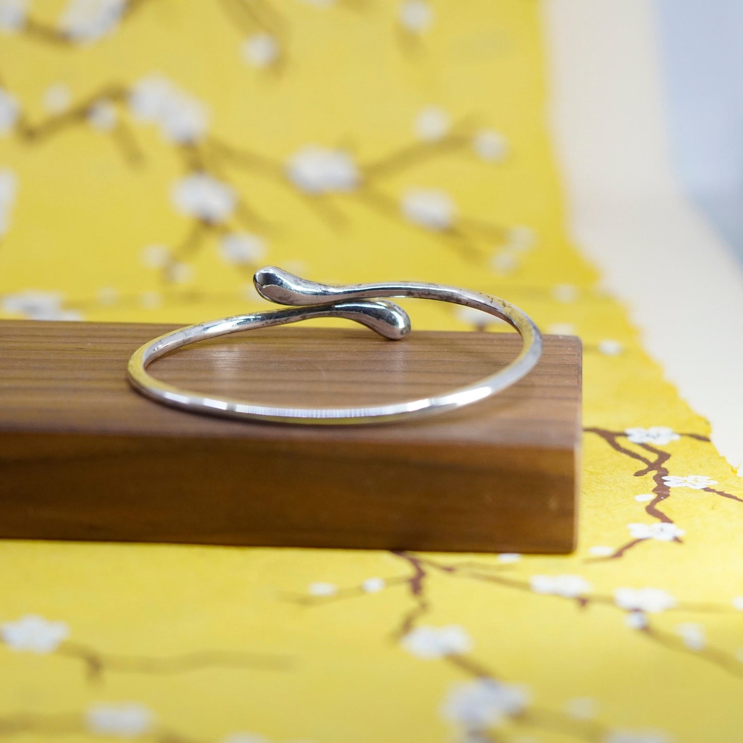 7.75”, Vintage Sterling silver handmade bracelet, 925 wrap bangle teardrop