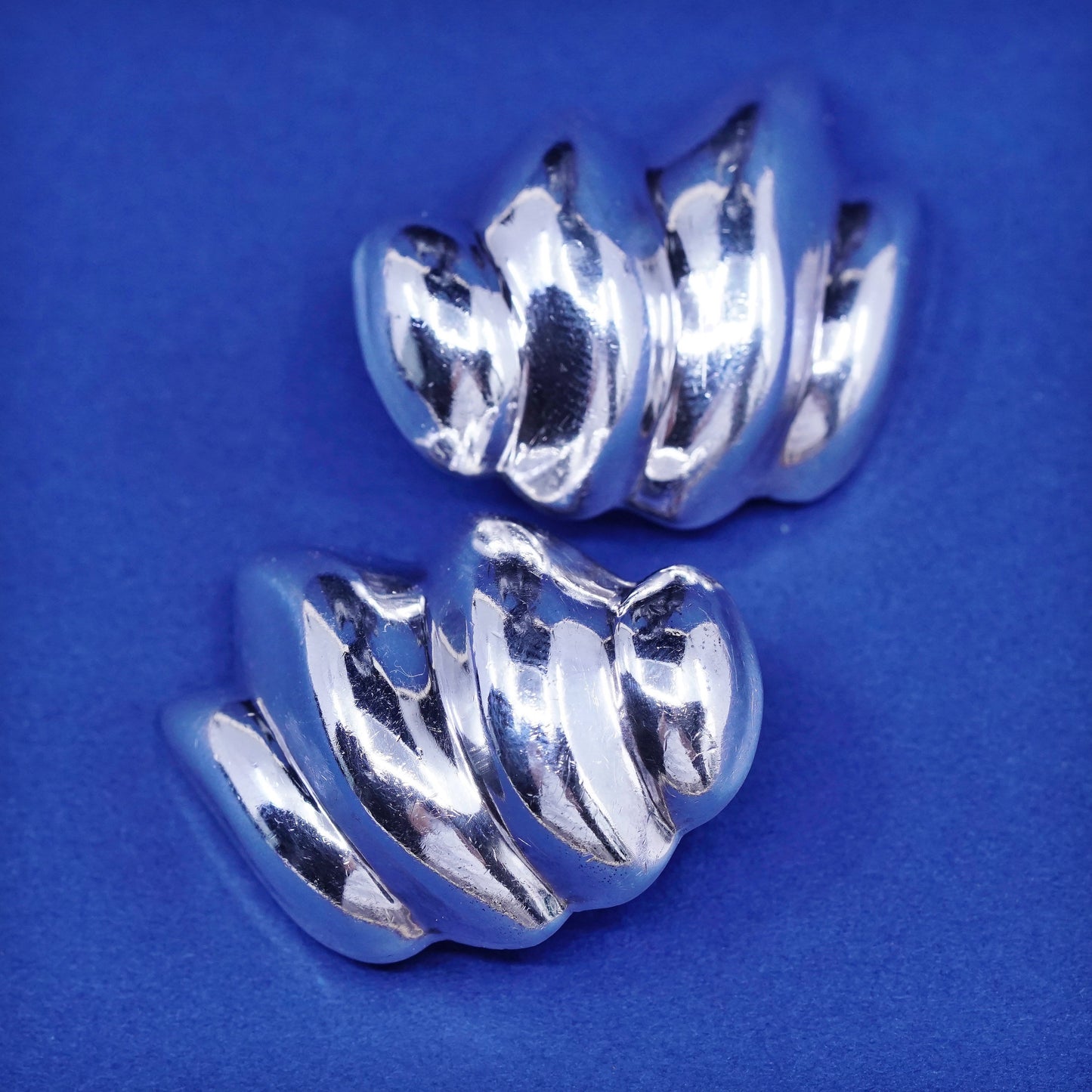 Vintage Sterling silver handmade earrings, mexico 925 ribbed clip on earrings